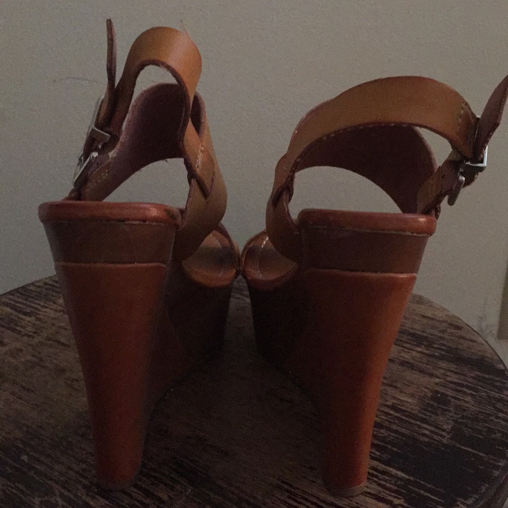 Express Wedges - Picture 3 of 3